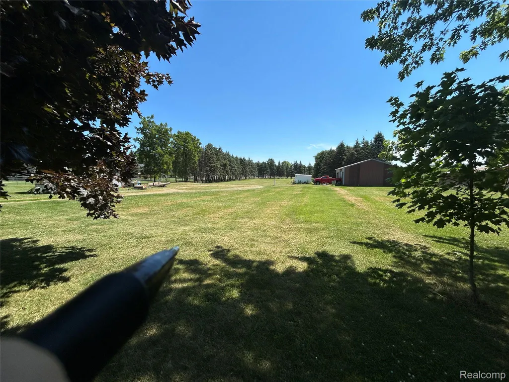 11039 Torrey Road Fenton Charter Township MI 48430