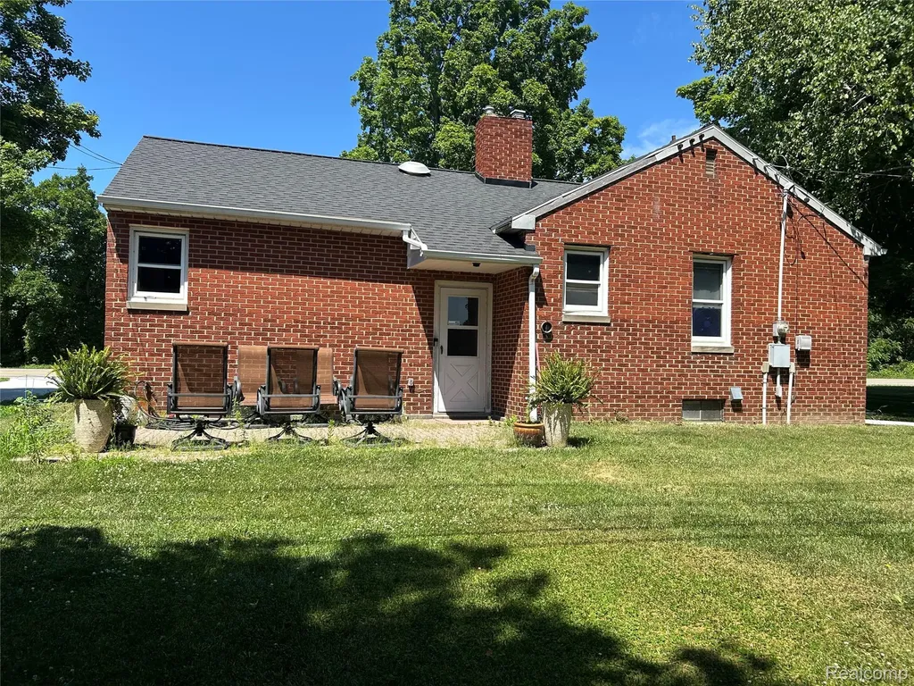 11039 Torrey Road Fenton Charter Township MI 48430