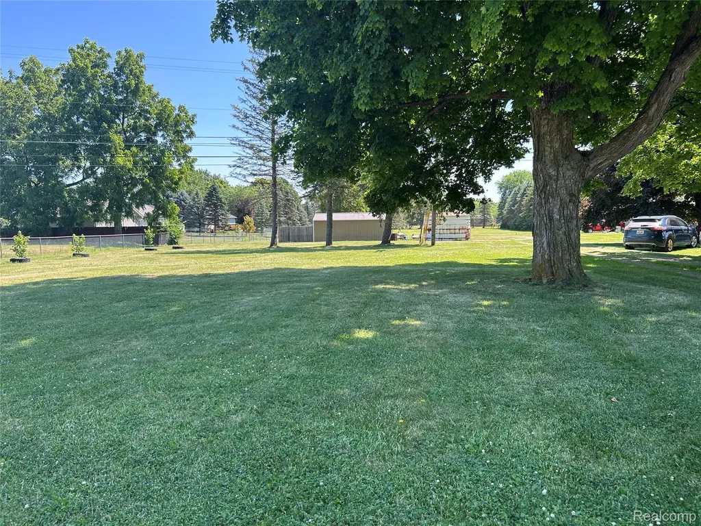 11039 Torrey Road Fenton Charter Township MI 48430