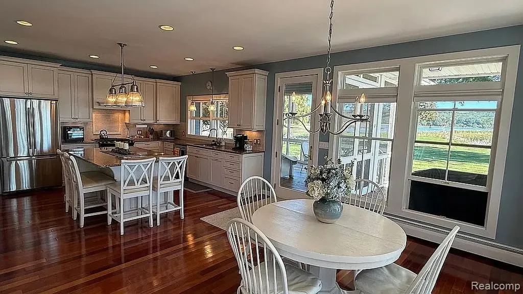 3219 Midway Drive Onekama Township MI 49675