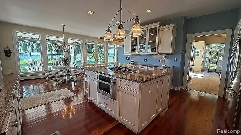 3219 Midway Drive Onekama Township MI 49675