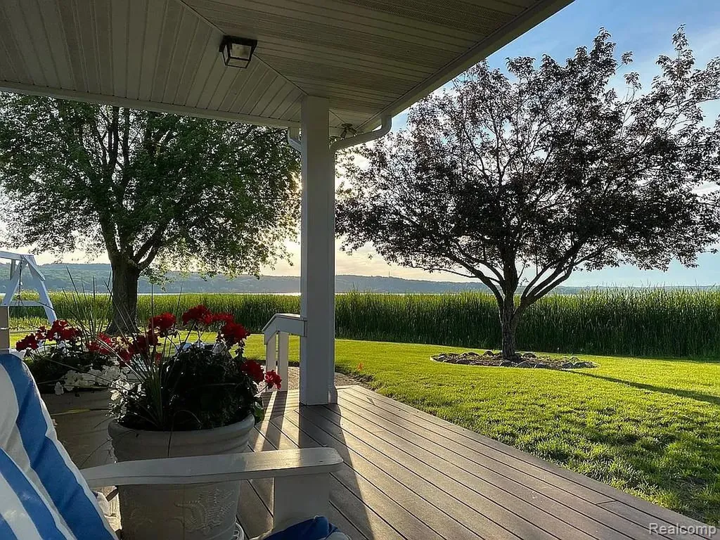 3219 Midway Drive Onekama Township MI 49675