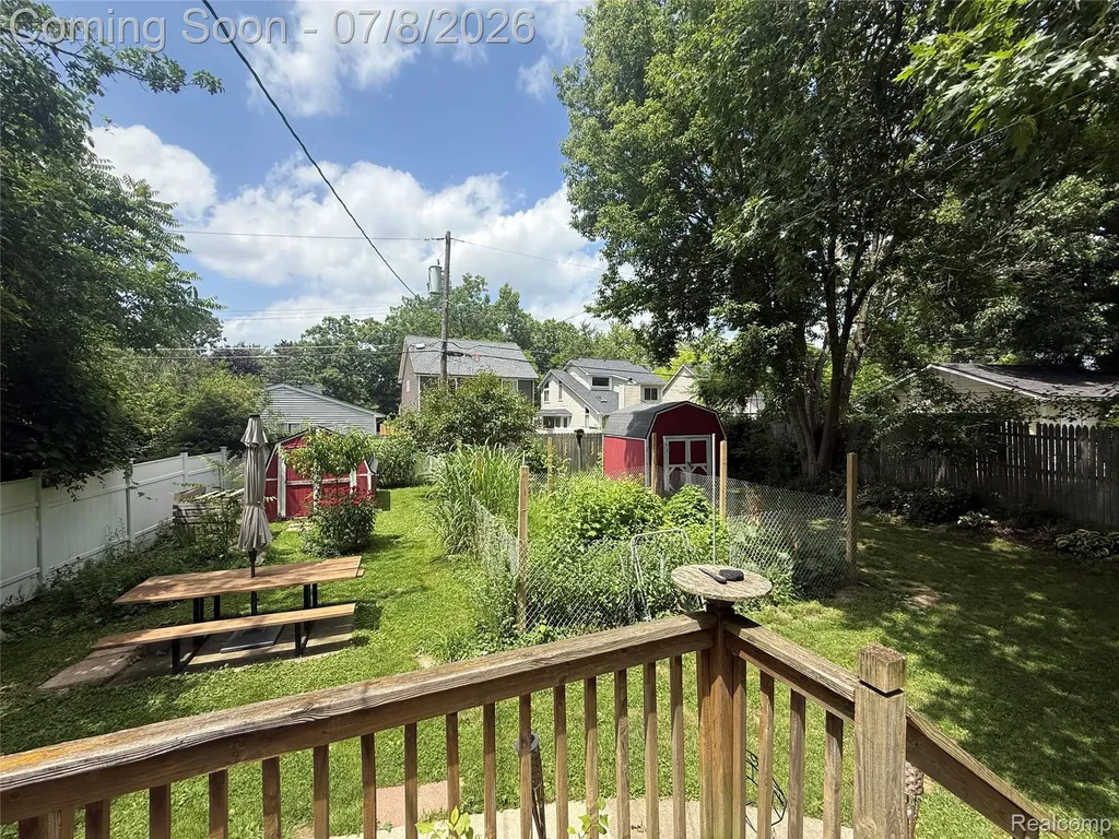 756 Cedarlawn Road Waterford Charter Township MI 48328