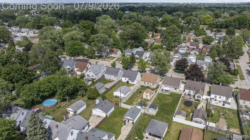 14618 Mulberry Street Southgate City MI 48195