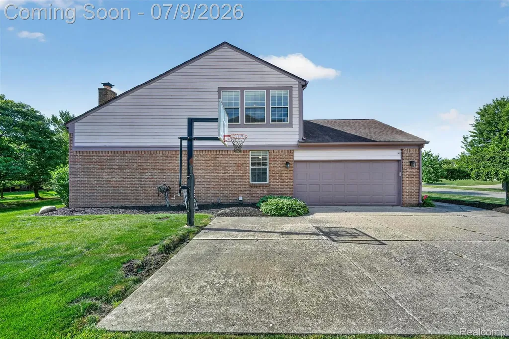 2619 N Woods Boulevard Canton Charter Township MI 48188