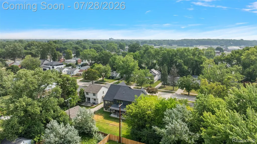 3919 Woodland Avenue Royal Oak City MI 48073