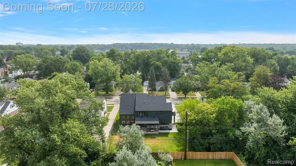 3919 Woodland Avenue Royal Oak City MI 48073