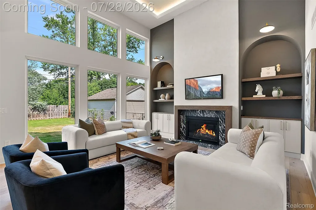 3919 Woodland Avenue Royal Oak City MI 48073