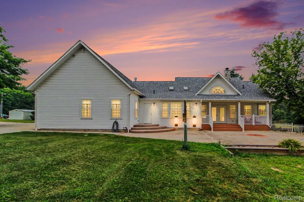 6740 Herbst Road Genoa Township MI 48114