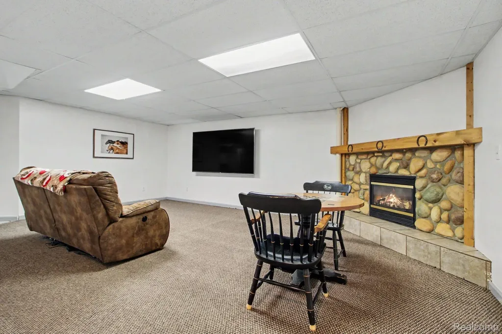 6740 Herbst Road Genoa Township MI 48114