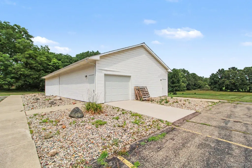 6740 Herbst Road Genoa Township MI 48114