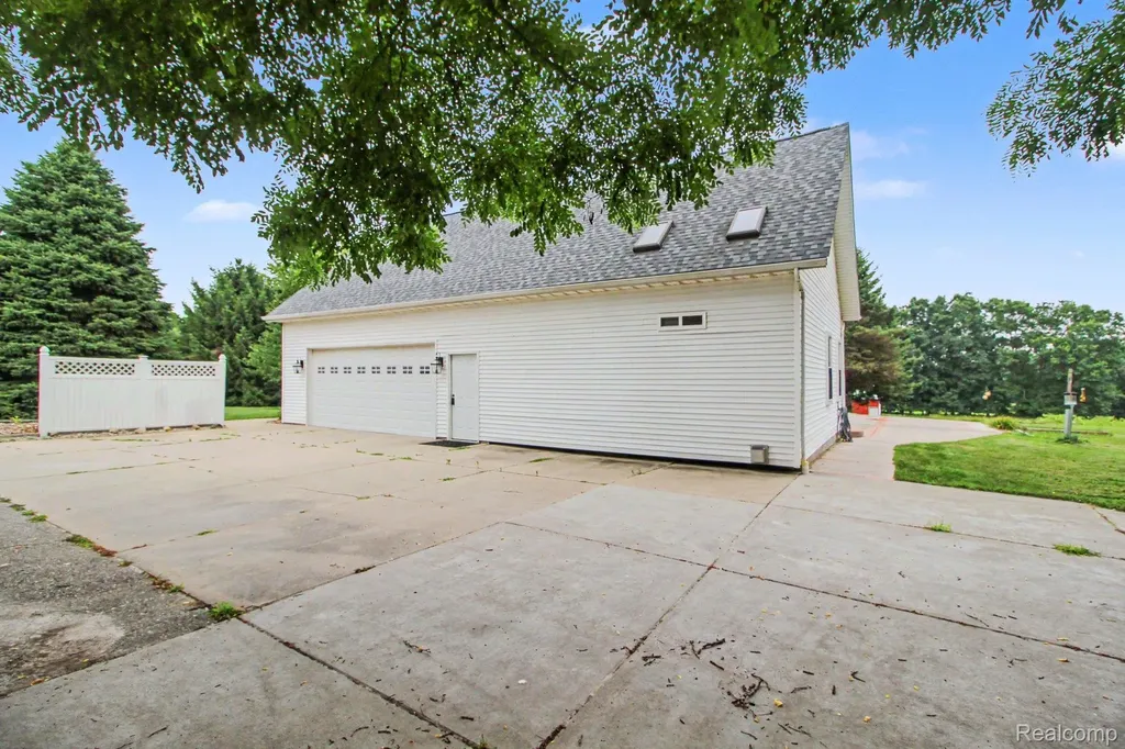 6740 Herbst Road Genoa Township MI 48114