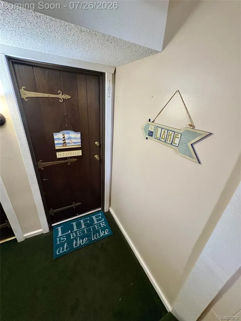 1736 Grove Road York Charter Township MI 48198