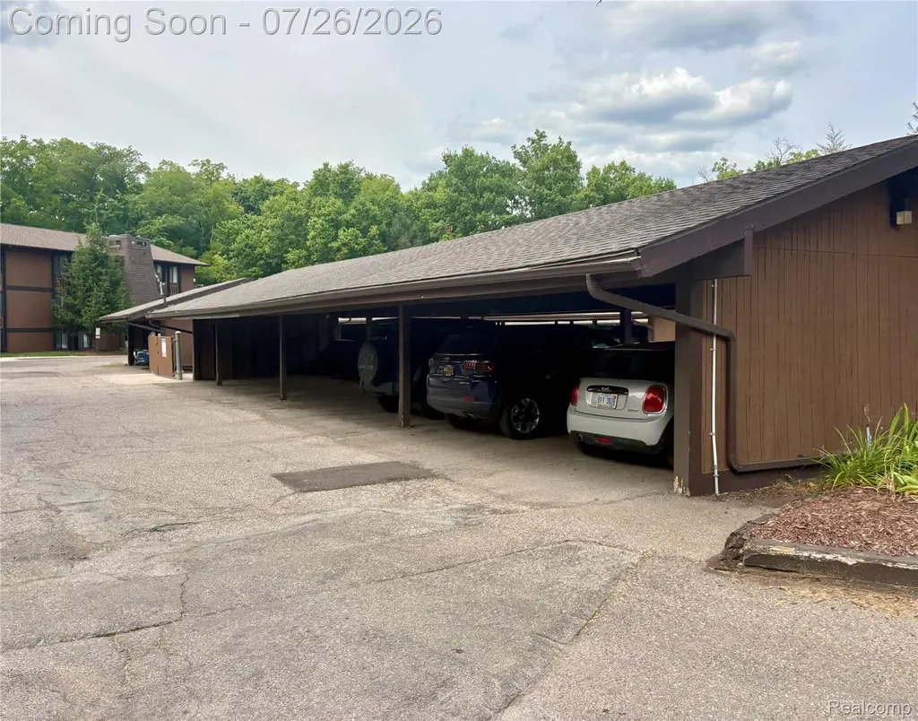 1736 Grove Road York Charter Township MI 48198