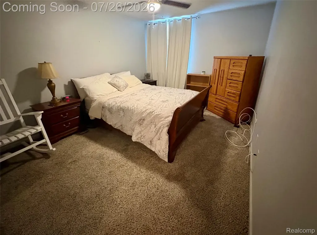 1736 Grove Road York Charter Township MI 48198