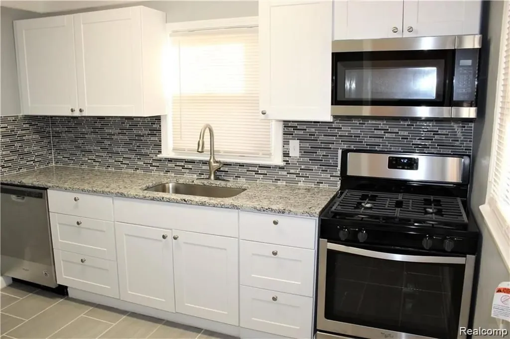 7208 Mortenview Drive Taylor City MI 48180