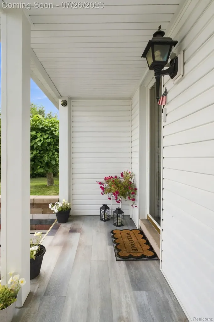 17900 Woodridge Drive Brownstown Charter Township MI 48193