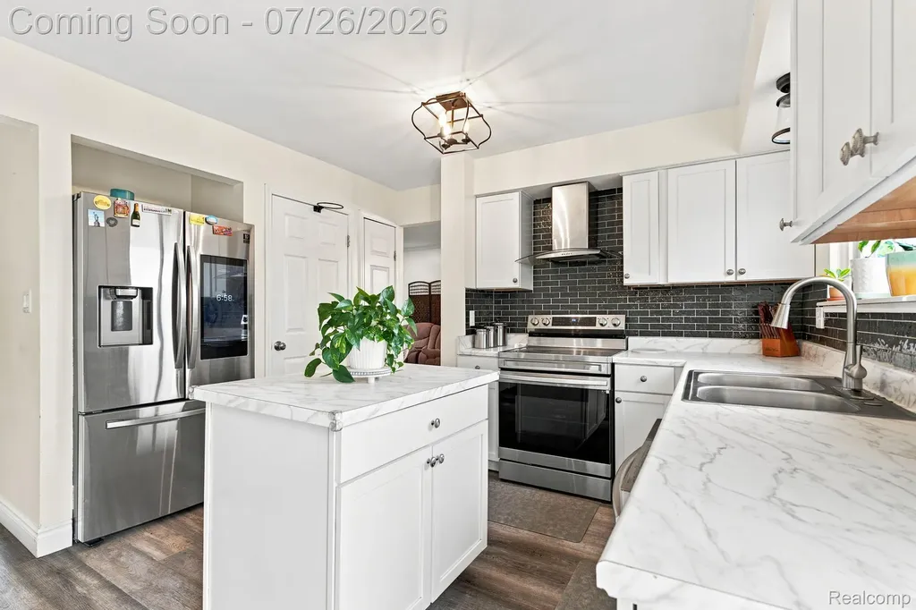 17900 Woodridge Drive Brownstown Charter Township MI 48193