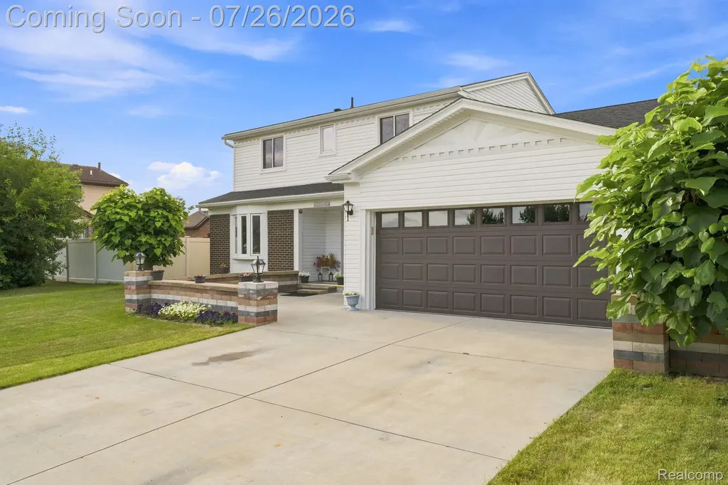 17900 Woodridge Drive Brownstown Charter Township MI 48193