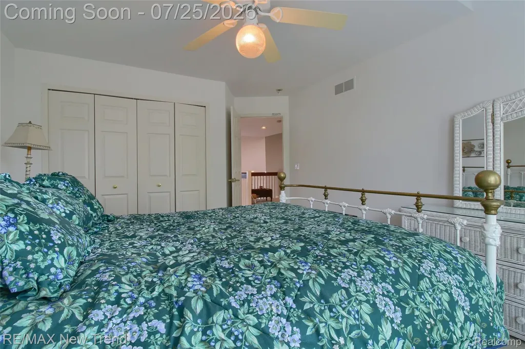 23733 Wintergreen Circle Novi City MI 48374