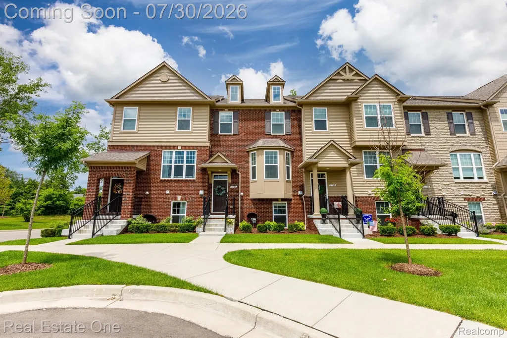 2785 Hartwick Drive Rochester Hills City MI 48307