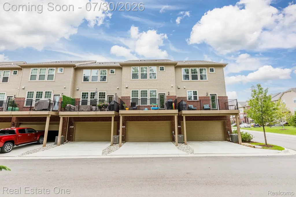2785 Hartwick Drive Rochester Hills City MI 48307