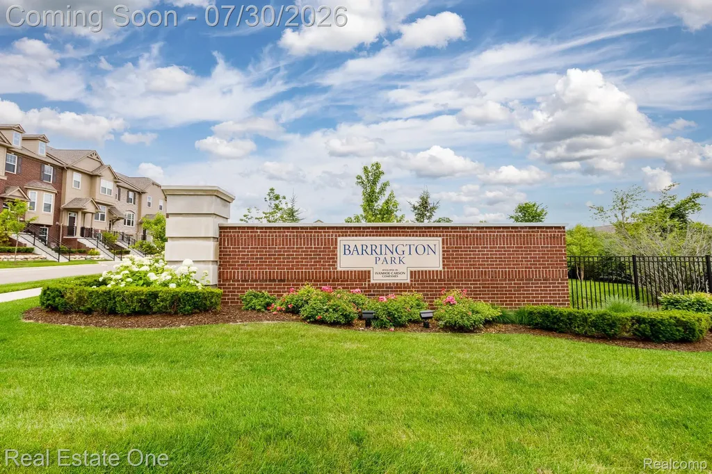 2785 Hartwick Drive Rochester Hills City MI 48307