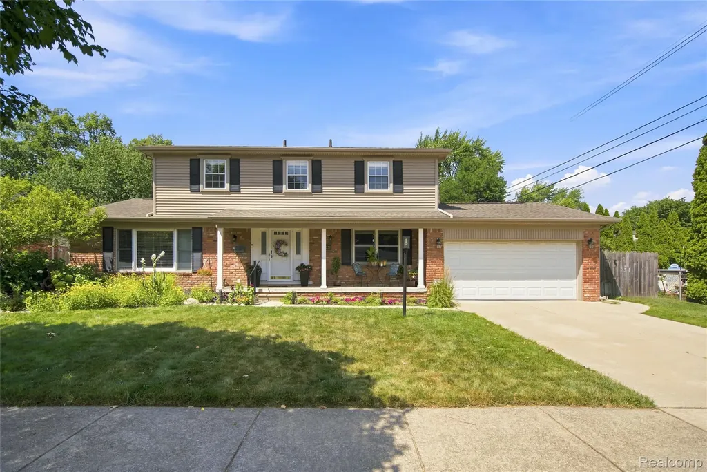 41138 Crestwood Drive Plymouth Charter Township MI 48170