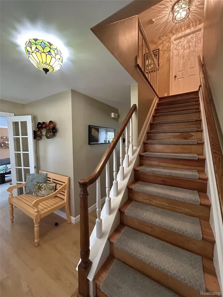 41138 Crestwood Drive Plymouth Charter Township MI 48170