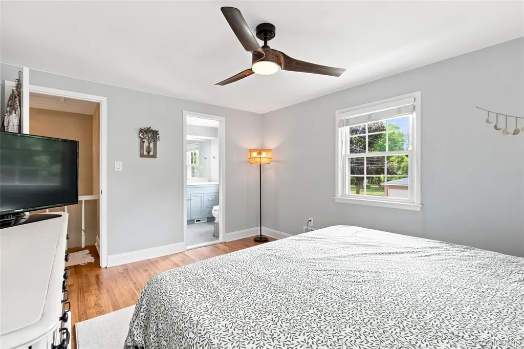 41138 Crestwood Drive Plymouth Charter Township MI 48170