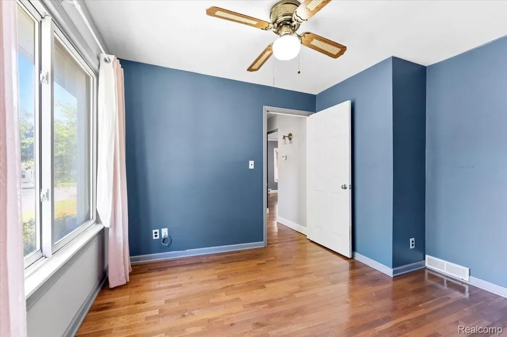 34868 W Jefferson Avenue Brownstown Charter Township MI 48173