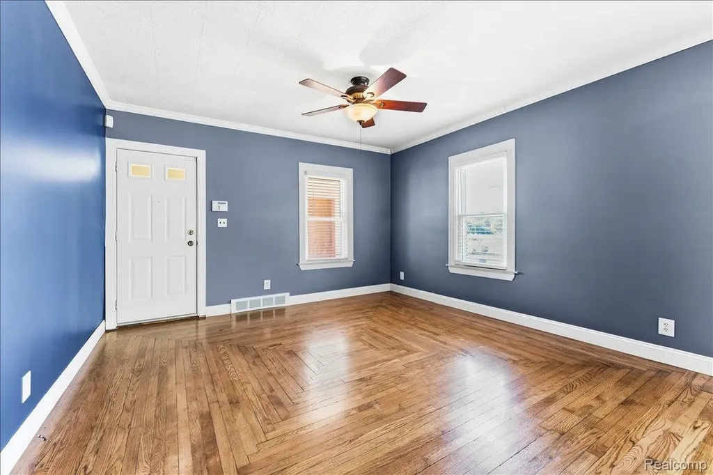 34868 W Jefferson Avenue Brownstown Charter Township MI 48173