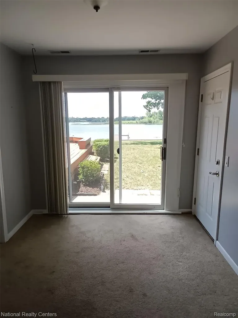 15280 Riviera Shores Drive Holly Township MI 48442