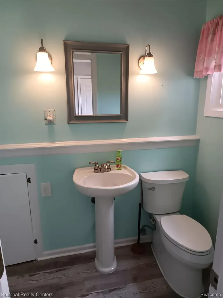 15280 Riviera Shores Drive Holly Township MI 48442