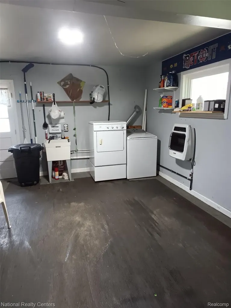 15280 Riviera Shores Drive Holly Township MI 48442