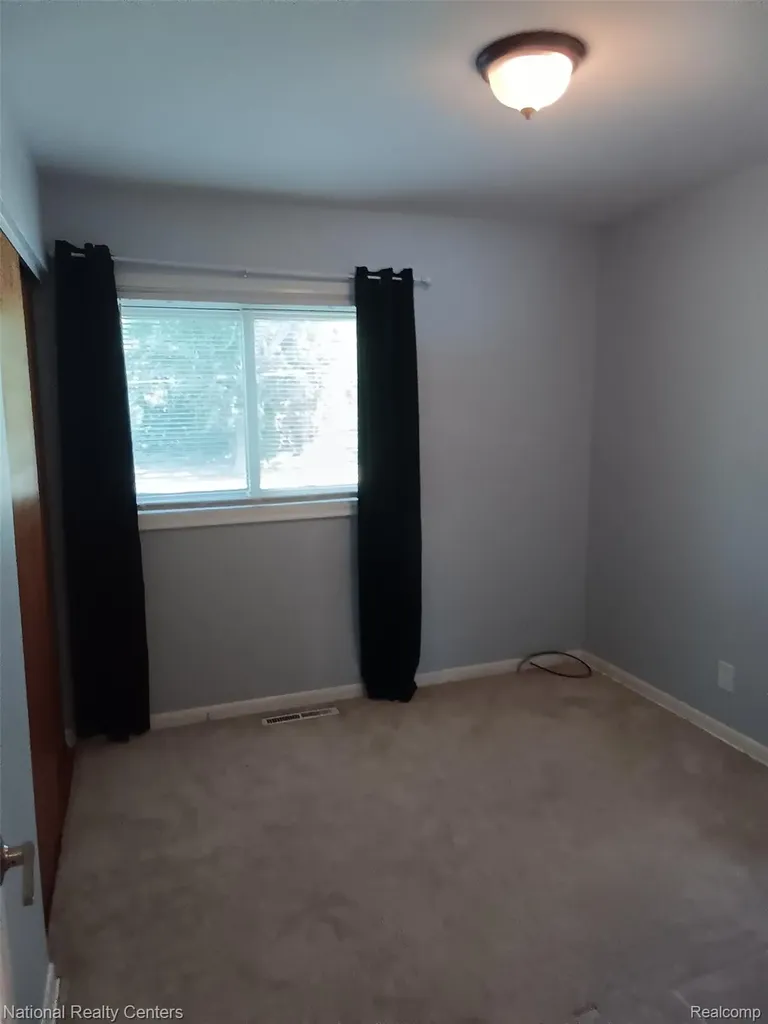 15280 Riviera Shores Drive Holly Township MI 48442