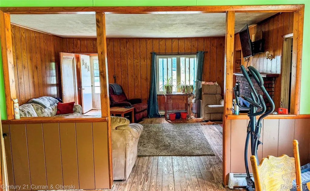 209 S Fifth Street Roscommon Village MI 48653