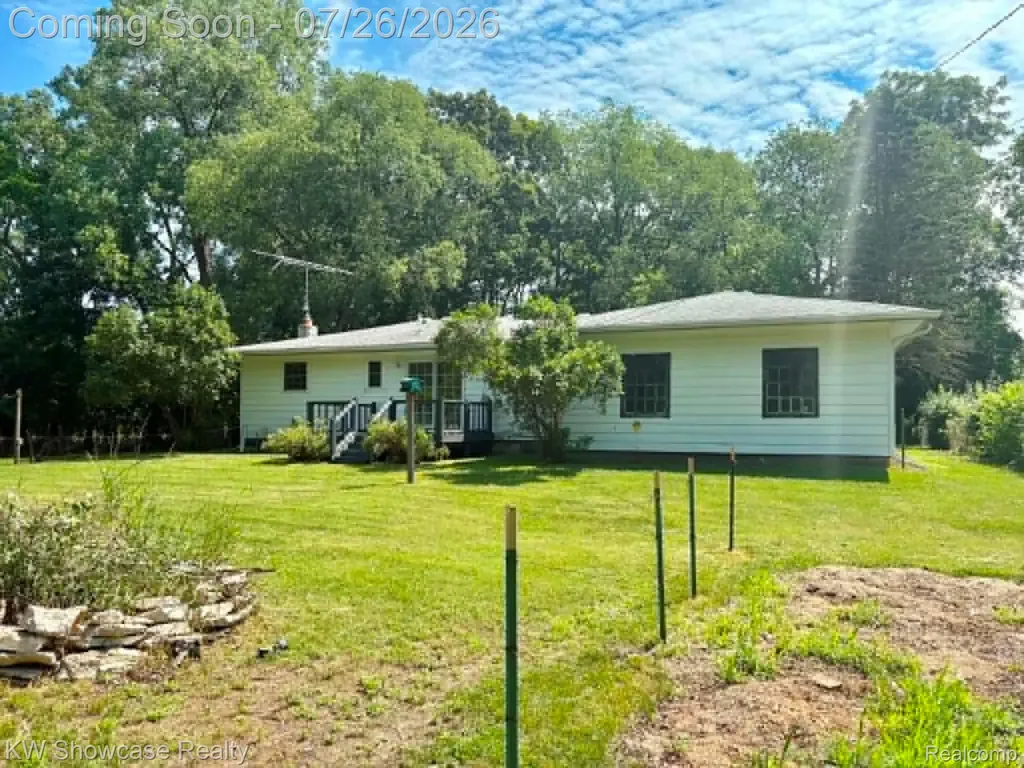 8835 Long Lane Independence Charter Township MI 48348