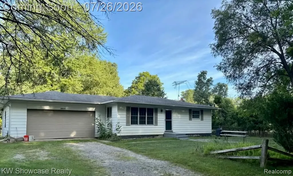 8835 Long Lane Independence Charter Township MI 48348