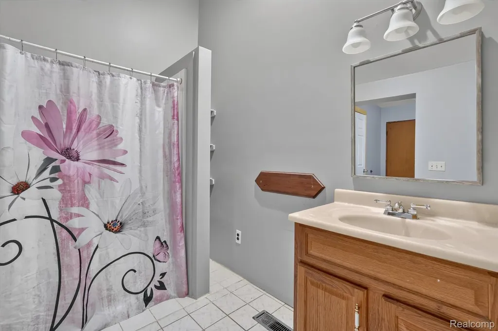10470 Baldwin Road Gaines Township MI 48436