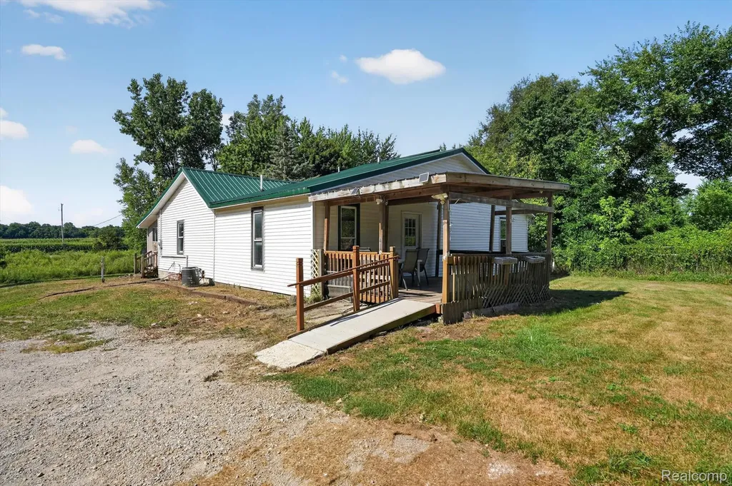 10470 Baldwin Road Gaines Township MI 48436