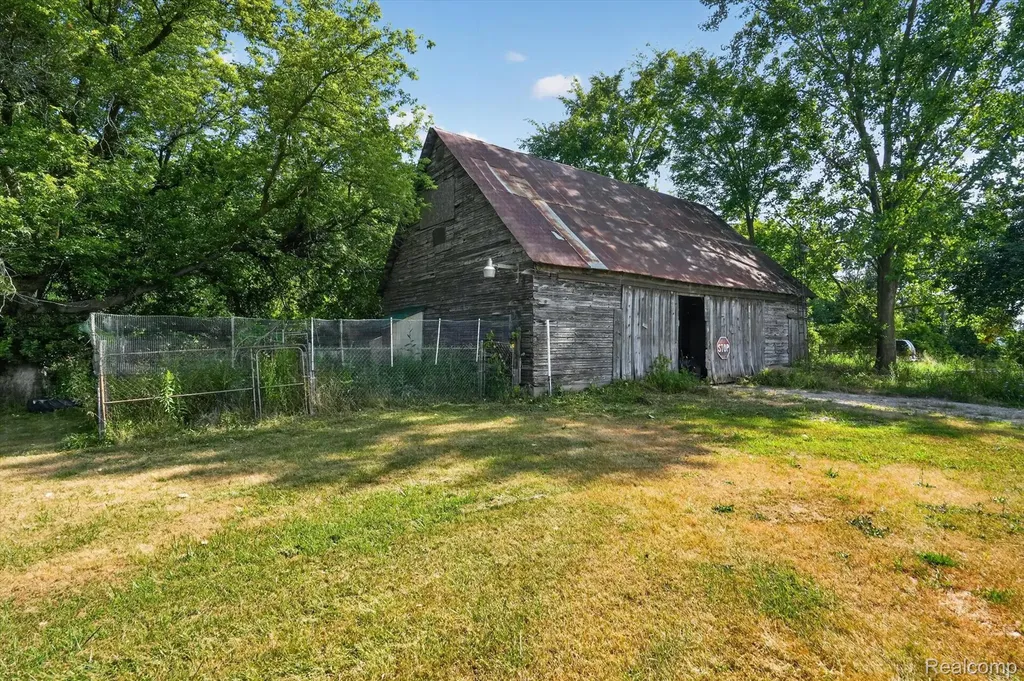 10470 Baldwin Road Gaines Township MI 48436