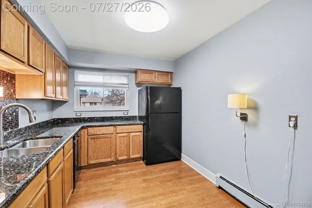 1840 Axtell Drive Troy City MI 48084
