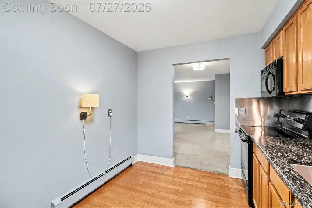 1840 Axtell Drive Troy City MI 48084