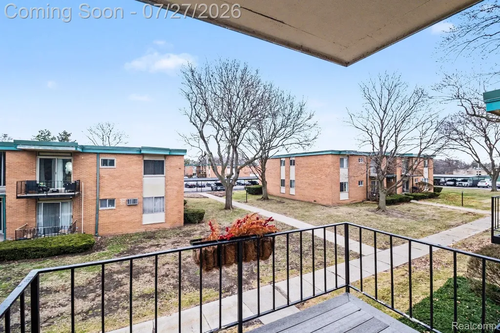 1840 Axtell Drive Troy City MI 48084