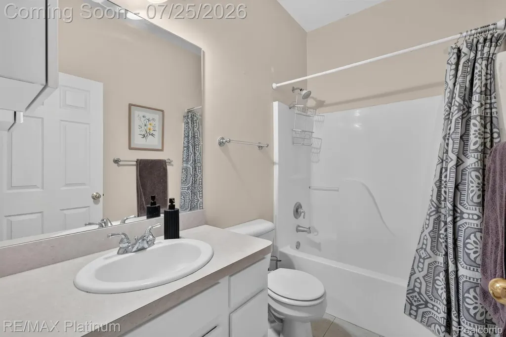5510 Woodruff Shore Drive Brighton Township MI 48116
