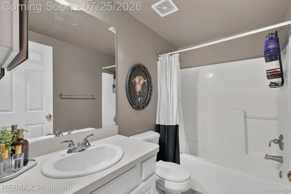 5510 Woodruff Shore Drive Brighton Township MI 48116