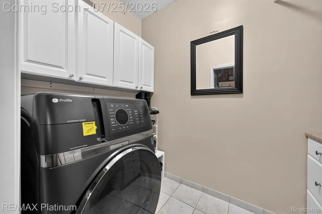 5510 Woodruff Shore Drive Brighton Township MI 48116