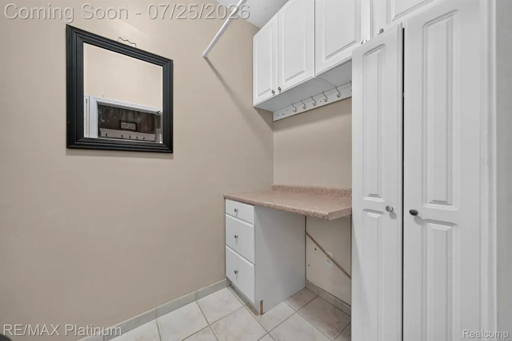 5510 Woodruff Shore Drive Brighton Township MI 48116