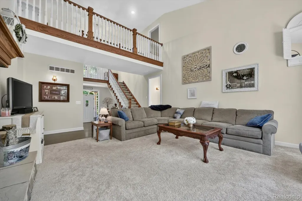 414 Lenox Lane Brighton Township MI 48114